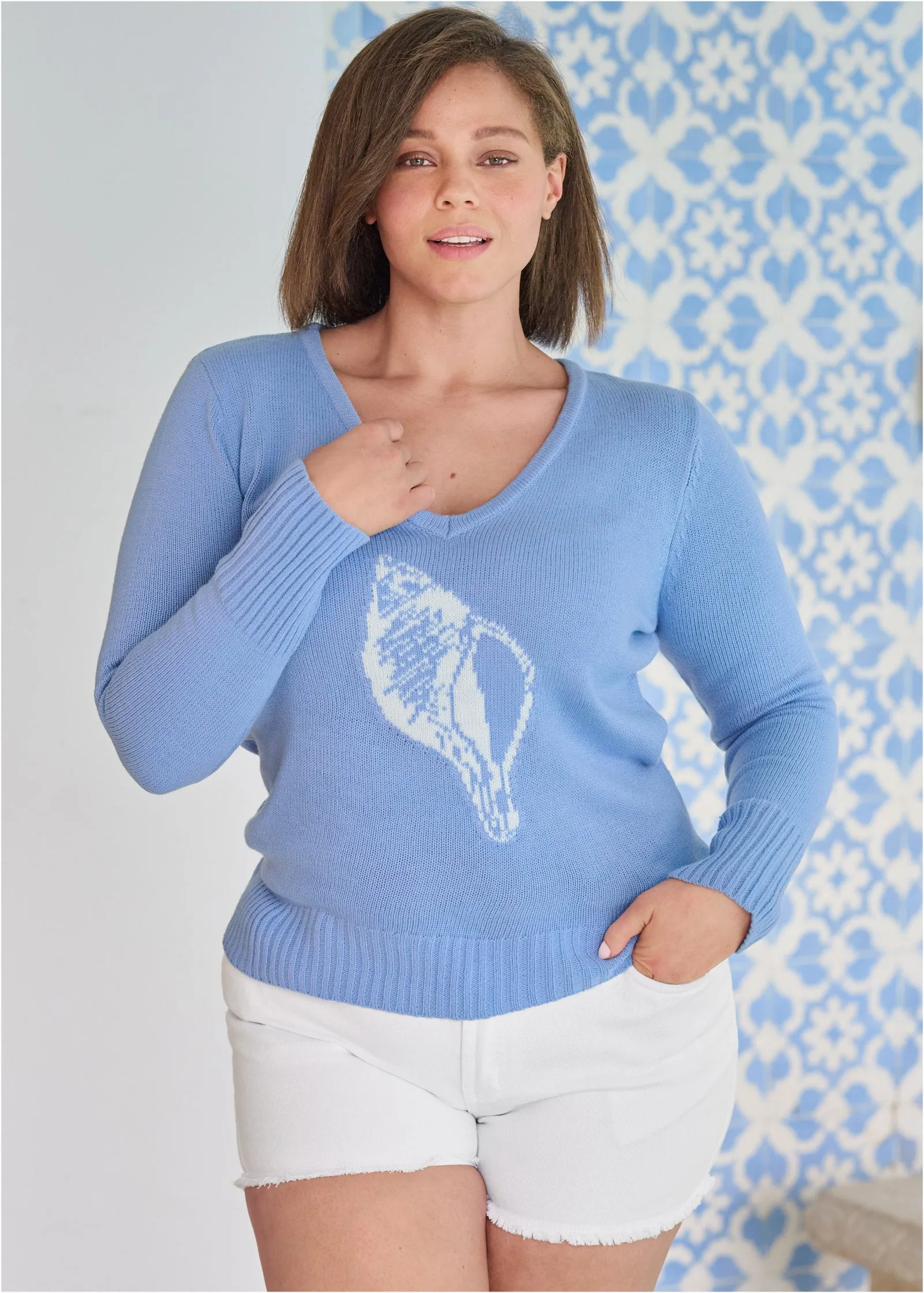 Conch Shell V-Neck Sweater - Light Blue