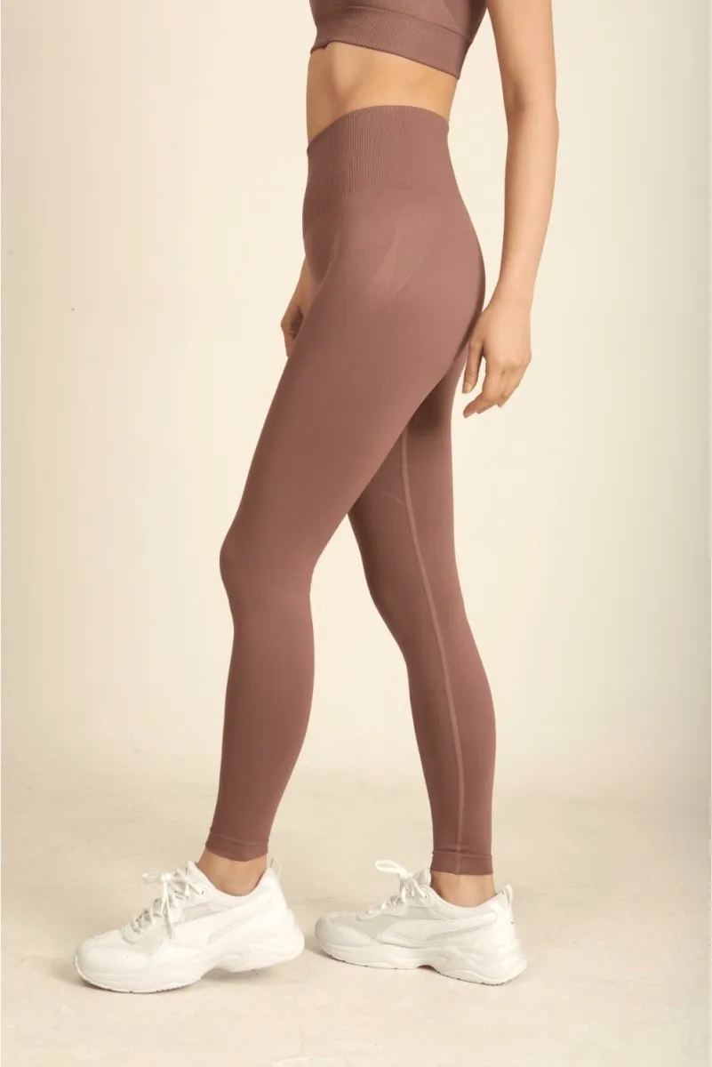 Seamless Leggings - High Waist - Nude Brown